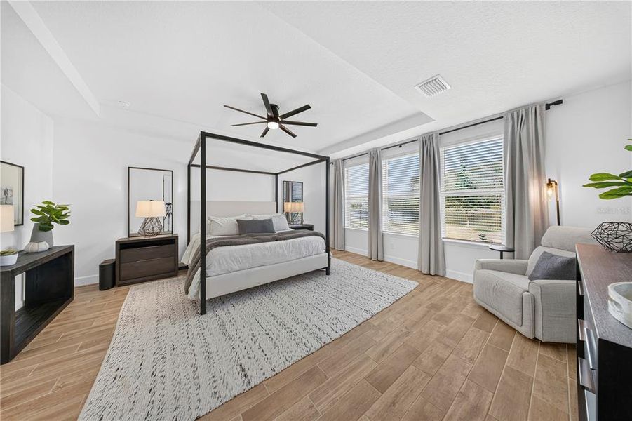 Furnished interior view inside a new home in , Wesley Chapel (Image 14).