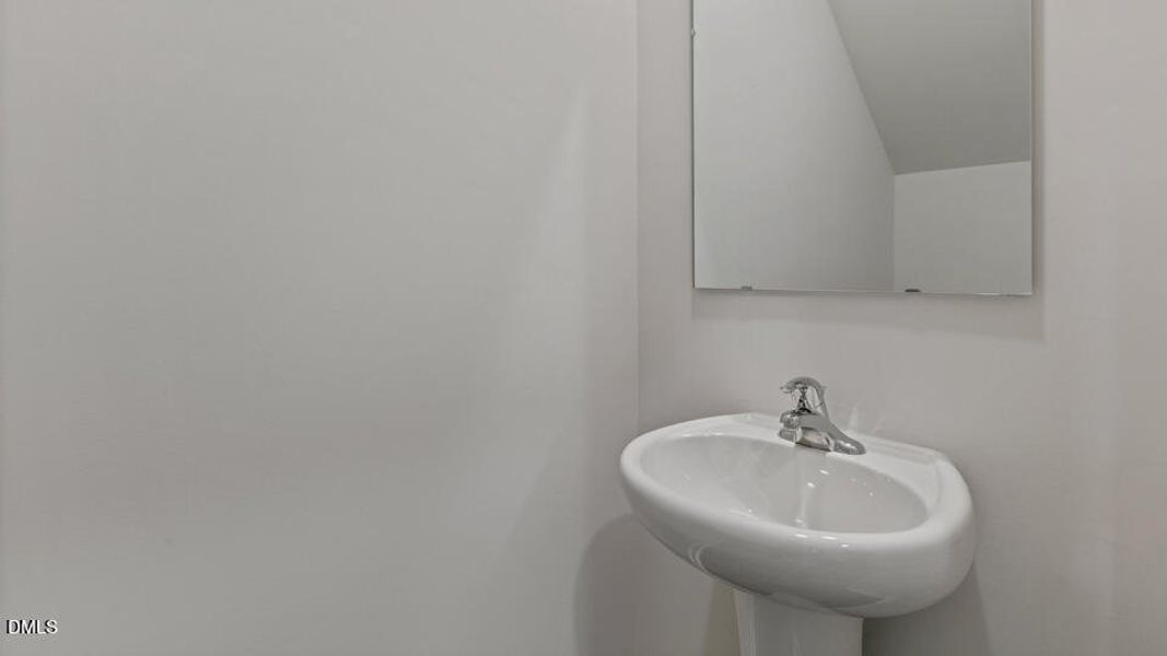 Powder Room Powder Room