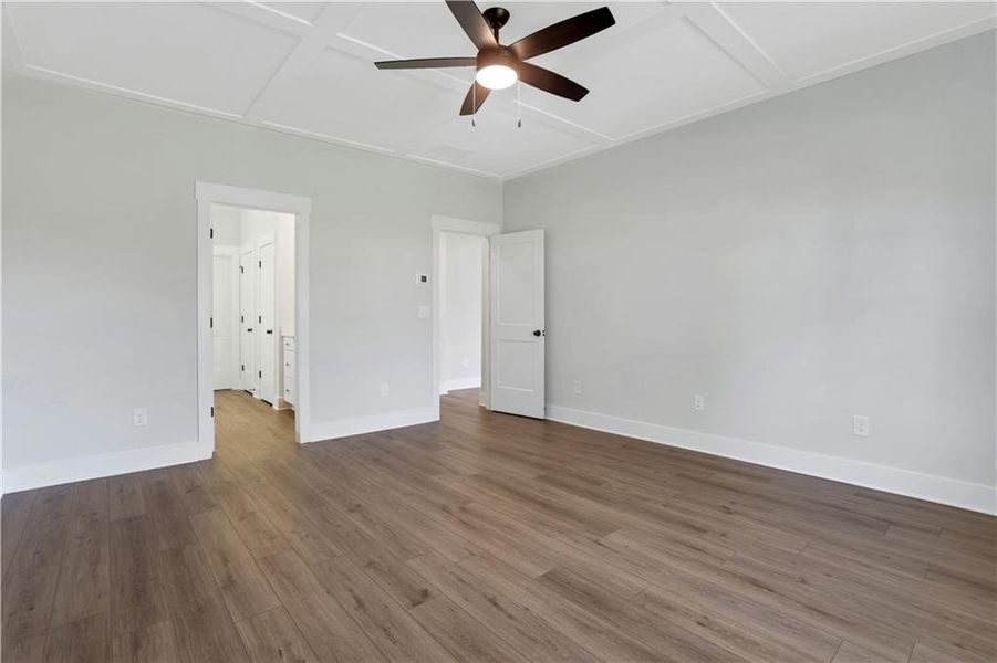 Spacious, unfurnished interior of a new home in Cambridge, Flowery Branch (Image 40).