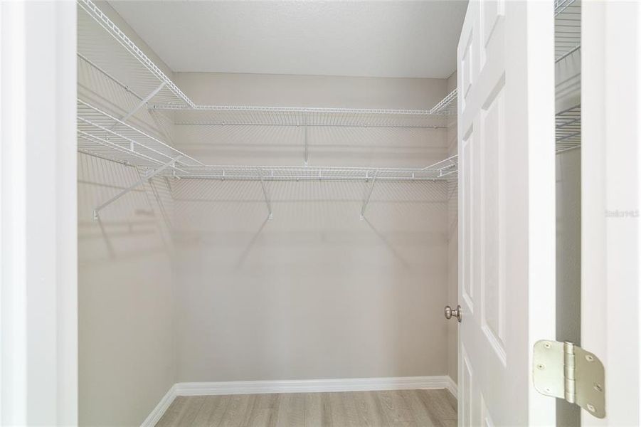 Furnished interior view inside a new home in , Ocklawaha (Image 9).