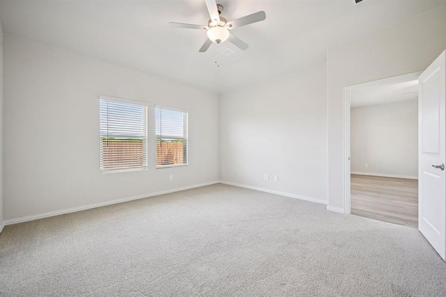 Spacious, unfurnished interior of a new home in Eastridge - Signature Series, McKinney (Image 25).