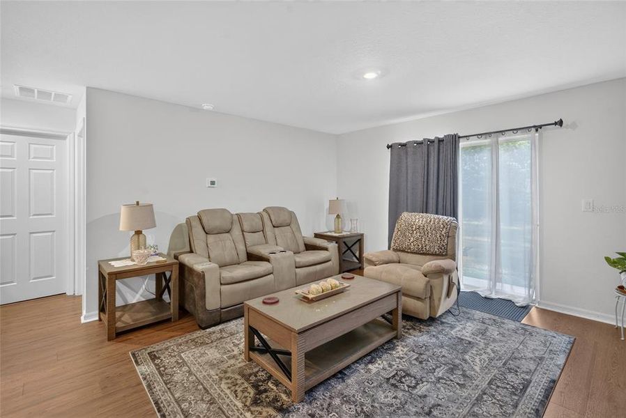 Furnished interior view inside a new home in Ocala, Ocala (Image 26). Furnished interior view inside a new home in Ocala, Ocala (Image 26).