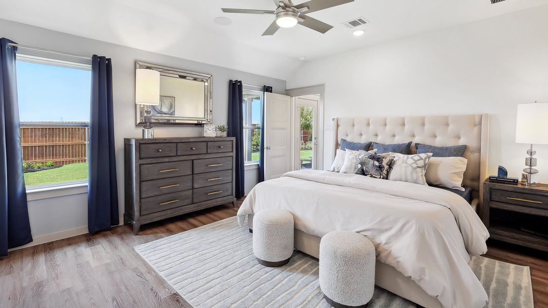 Representative furnished interior of a home built from the Kimbell by DRB Homes in Morningside, Josephine (Image 8).