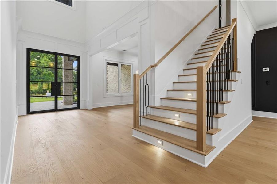 Spacious, unfurnished interior of a new home in , Lawrenceville (Image 39).