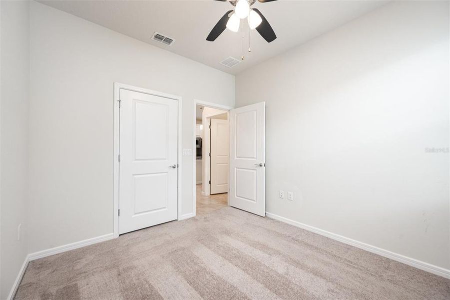 Spacious, unfurnished interior of a new home in , St. Cloud (Image 9).