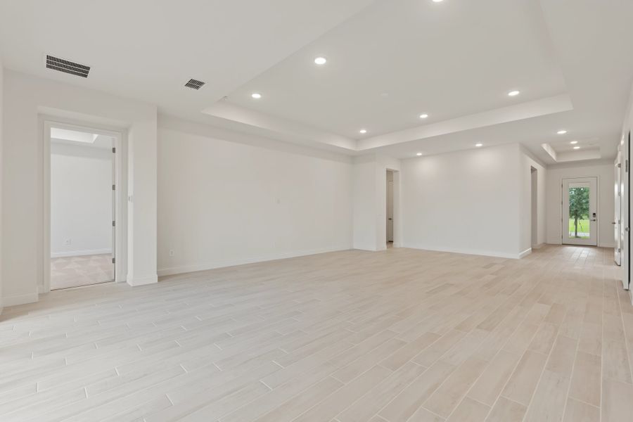 Spacious, unfurnished interior of a new home in Tamarack at Two Rivers, Zephyrhills (Image 17). Spacious, unfurnished interior of a new home in Tamarack at Two Rivers, Zephyrhills (Image 17).