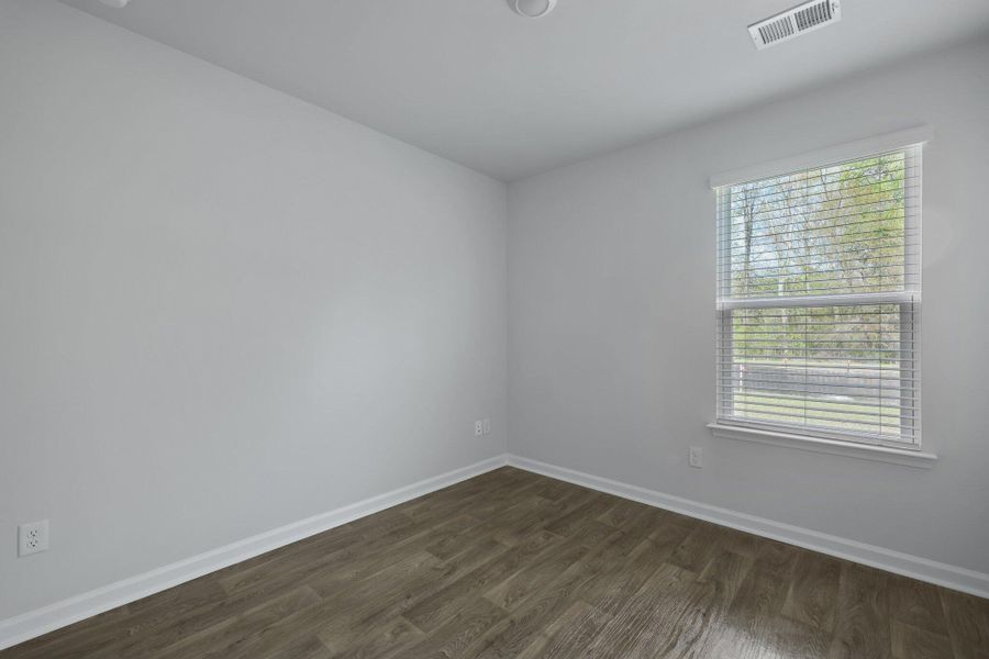 Spacious, unfurnished interior of a new home in The Timbers, Harleyville (Image 12).