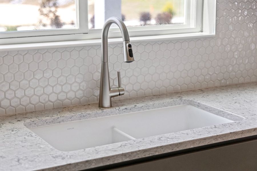 Double-basin sink