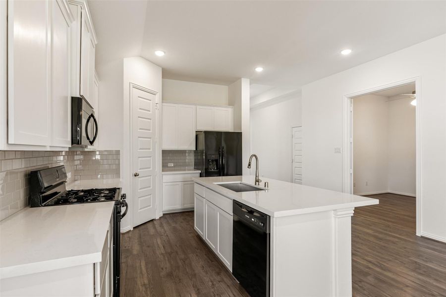 Furnished interior view inside a new home in Katy Lakes, Katy (Image 10). Furnished interior view inside a new home in Katy Lakes, Katy (Image 10).