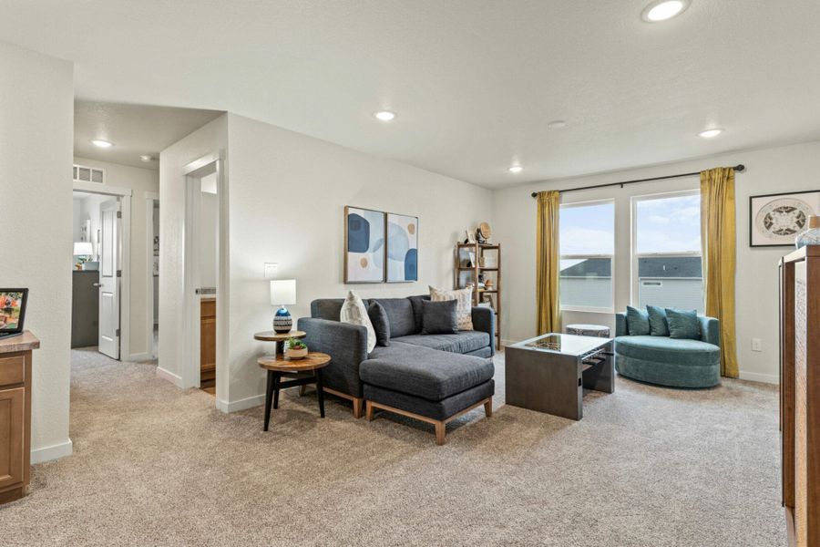 Furnished interior view inside a new home in The Trails at Aspen Ridge – Altitude Collection, Colorado Springs (Image 30). Furnished interior view inside a new home in The Trails at Aspen Ridge – Altitude Collection, Colorado Springs (Image 30).