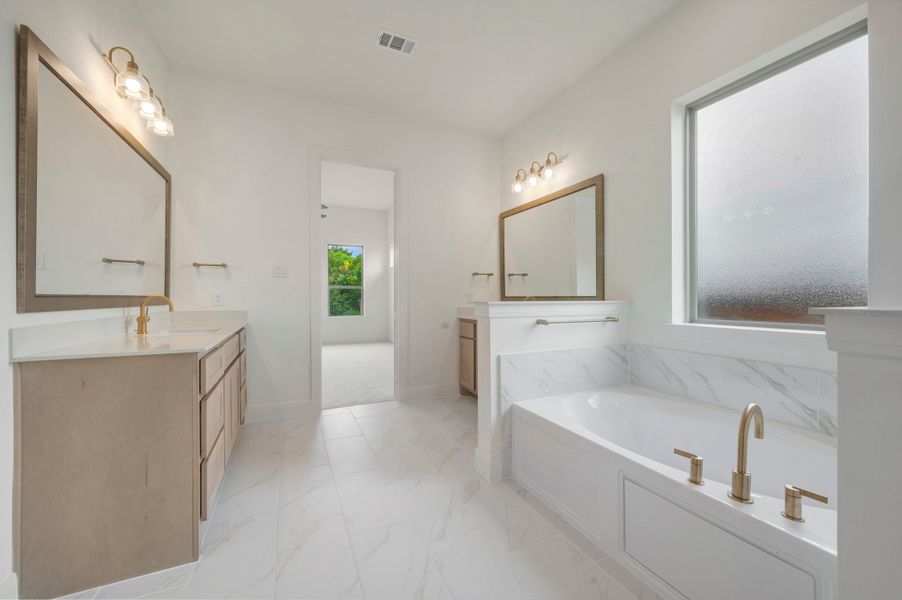 Owner's Bath Owner's Bath