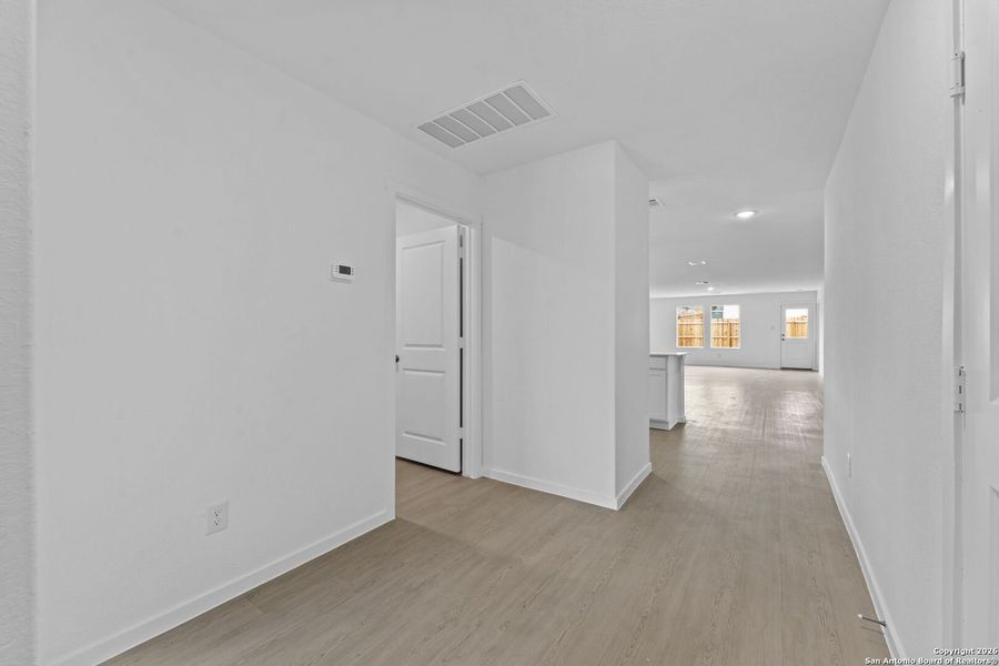 Spacious, unfurnished interior of a new home in Voss Farms: Watermill Collection, New Braunfels (Image 20). Spacious, unfurnished interior of a new home in Voss Farms: Watermill Collection, New Braunfels (Image 20).