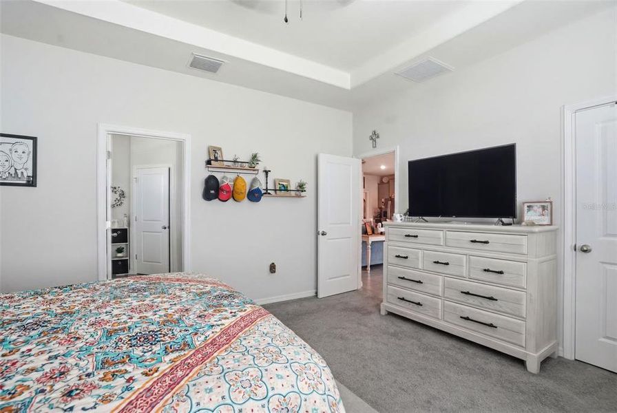 Furnished interior view inside a new home in Waterford, Brooksville (Image 39).