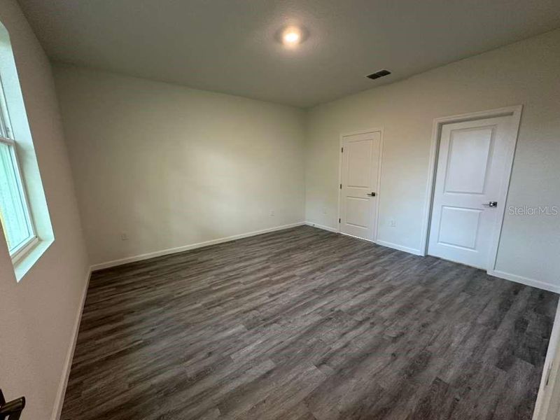 Spacious, unfurnished interior of a new home in , Apopka (Image 16).