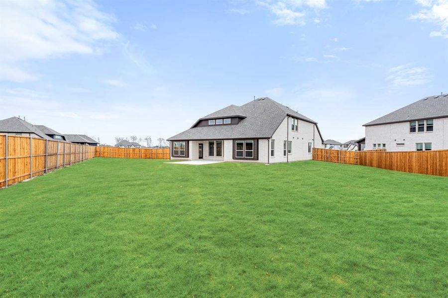 Exterior details and patio area of a home in ArrowBrooke, Aubrey (Image 3). Exterior details and patio area of a home in ArrowBrooke, Aubrey (Image 3).