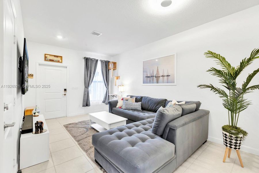 Furnished interior view inside a new home in , Pembroke Pines (Image 12). Furnished interior view inside a new home in , Pembroke Pines (Image 12).