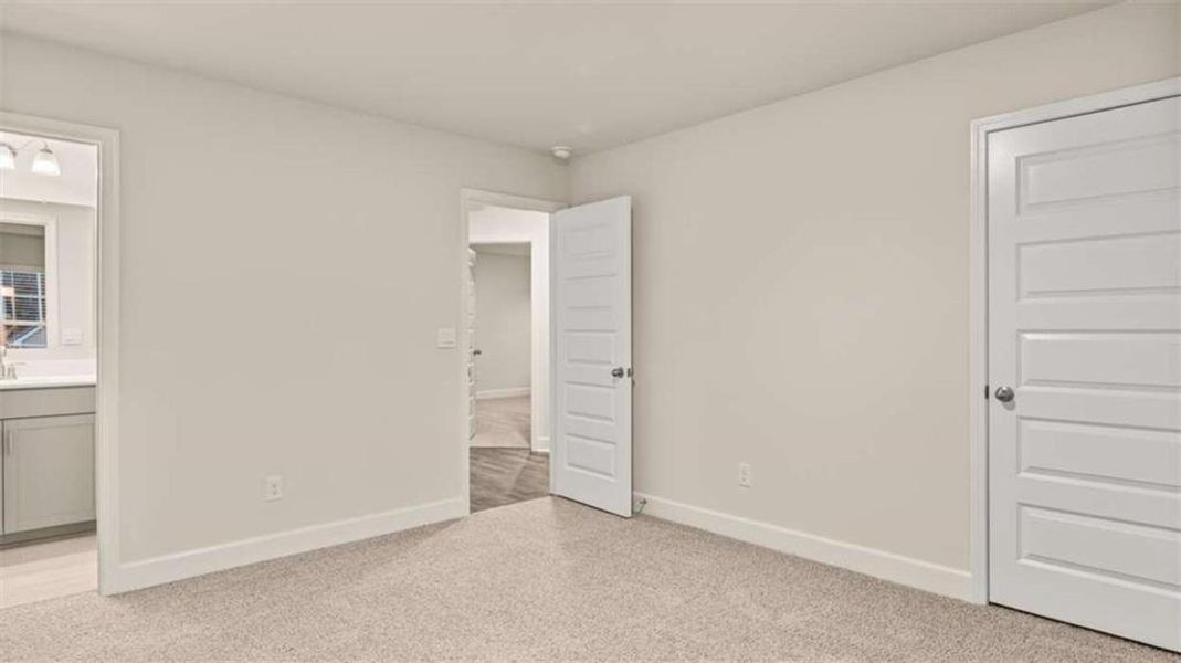 Spacious, unfurnished interior of a new home in Heritage Pointe, Senoia (Image 35). Spacious, unfurnished interior of a new home in Heritage Pointe, Senoia (Image 35).