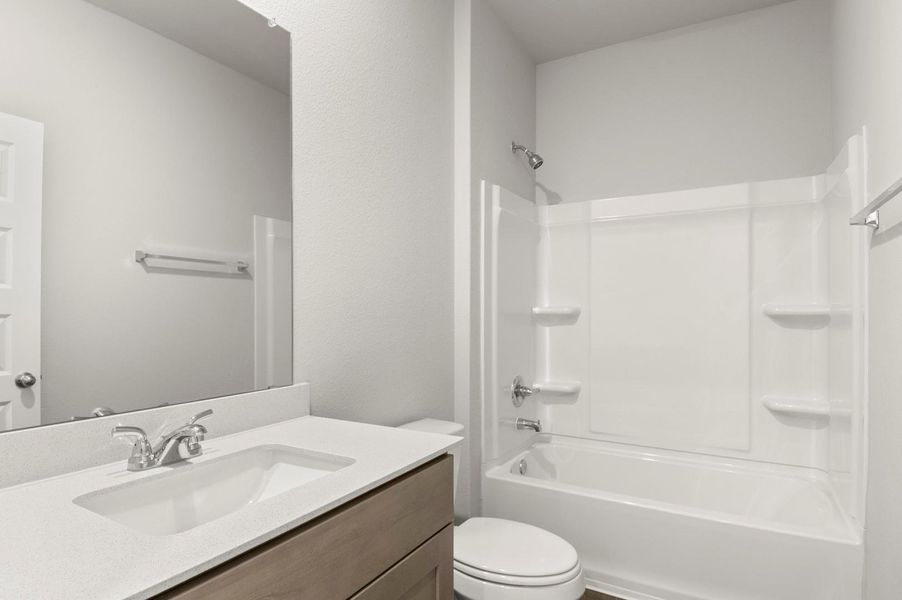 Furnished interior view inside a new home in Harvest Ridge, Elgin (Image 17).