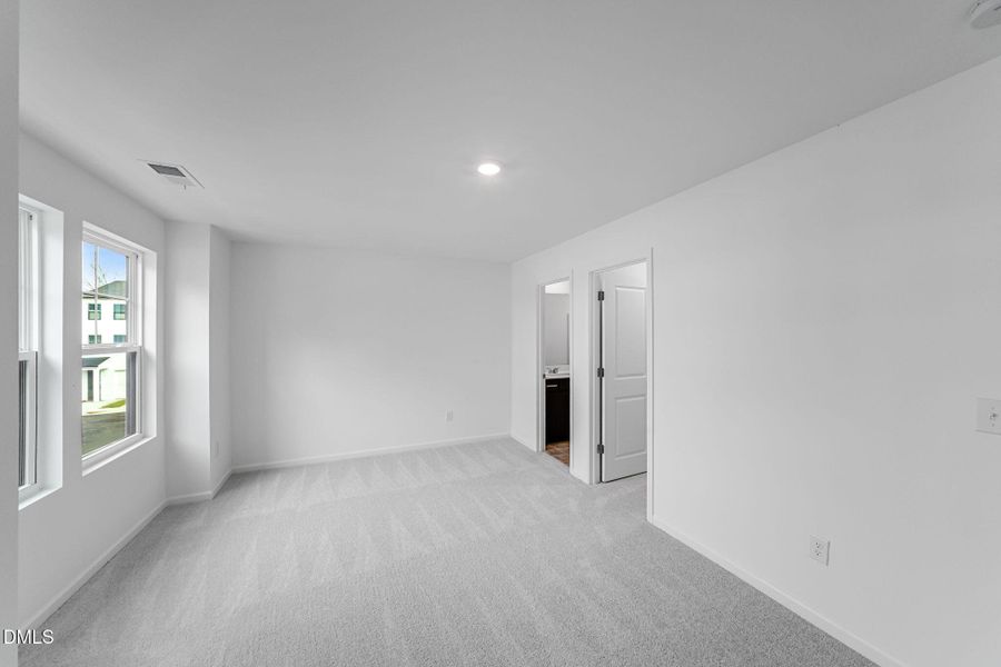 SUN_ElmGrove_Pic_Jackson_QMI_19_Bed2_2of