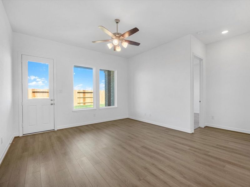 Spacious, unfurnished interior of a new home in Bergamo, Katy (Image 17). Spacious, unfurnished interior of a new home in Bergamo, Katy (Image 17).