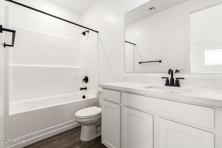 24-Mecklenburg 24-Mecklenburg