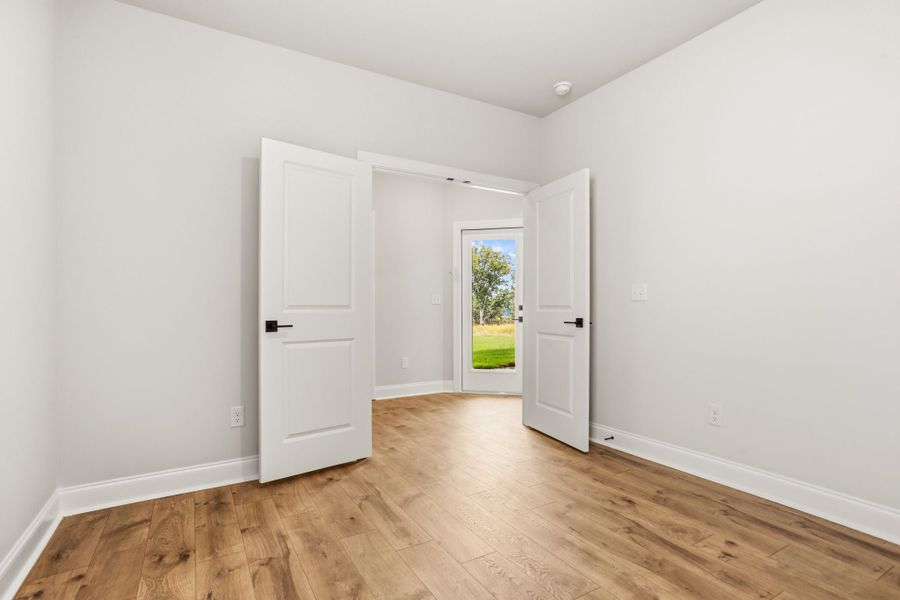 4br New Home in Seneca, SC.  - Slide 17