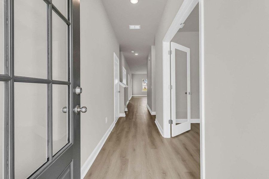 Spacious, unfurnished interior of a new home in Hammock Walk at Nexton, Summerville (Image 18).