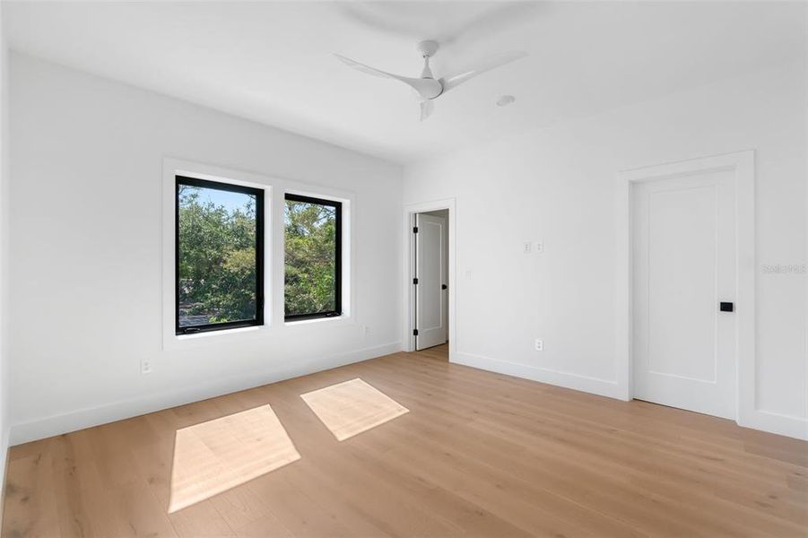 Image 77 of a home in .