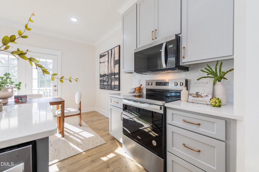 4251OldStageRdN-Interior-Web-11