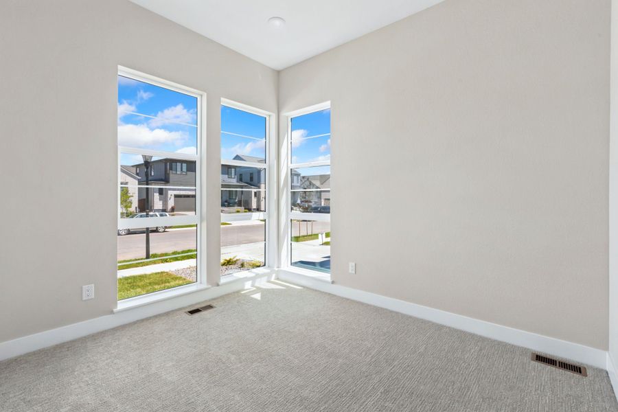 Spacious, unfurnished interior of a new home in RainDance, Windsor (Image 13). Spacious, unfurnished interior of a new home in RainDance, Windsor (Image 13).