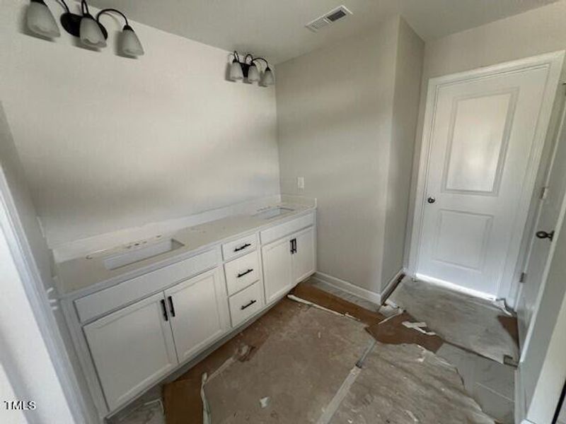 Furnished interior view inside a new home in Wellers Knoll, Lillington (Image 61).