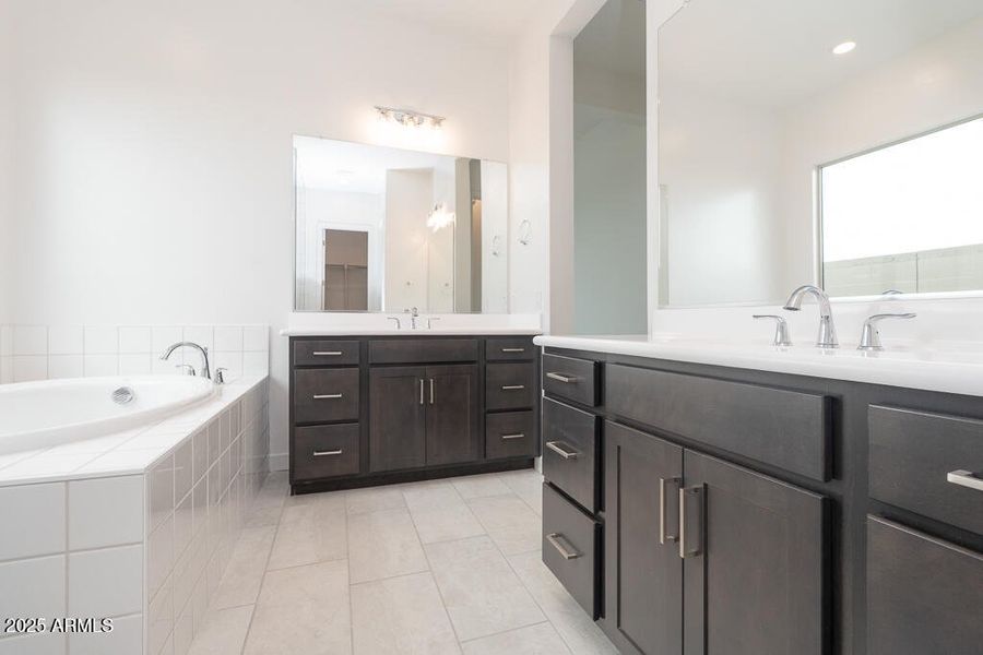 Tri Pointe Soleo 452 - Primary Bath-2ML