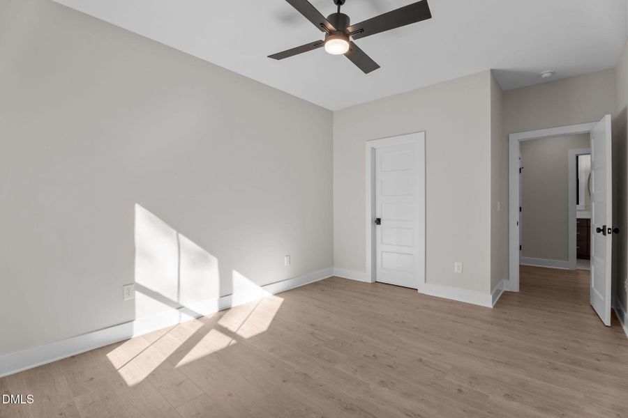 Guest bedroom Guest bedroom