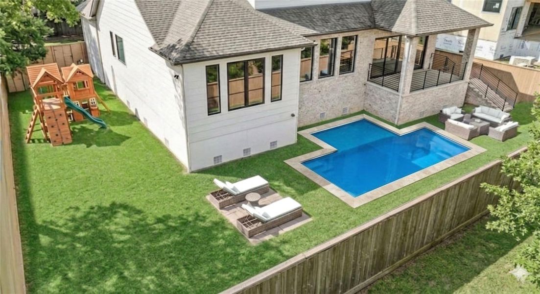 Exterior details and patio area of a home in , Houston (Image 27).