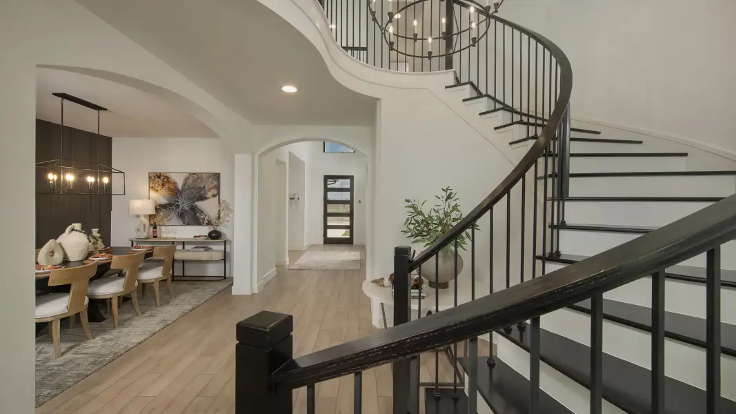 Representative furnished interior of a home built from the 3399W by Perry Homes in Briarley, Montgomery (Image 41).