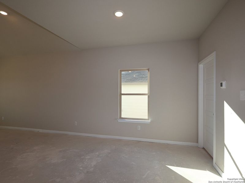 Image 40 of a home in Hunters Ranch.