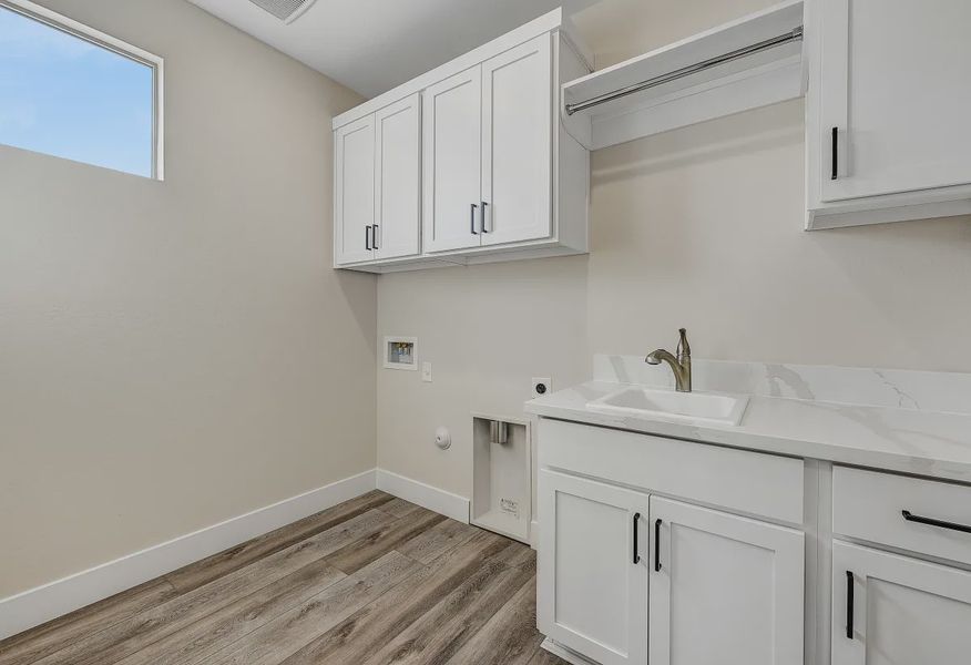Ridgecrest Aspire HS 81 Laundry Room - 11 of 12