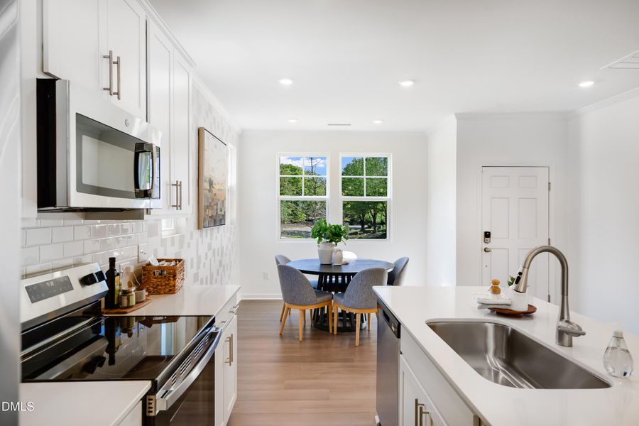 SUN_CrescentTownes_Pic_Savannah_12-1