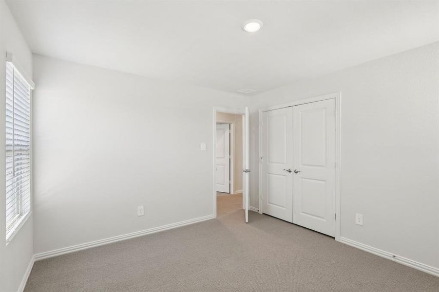 Spacious, unfurnished interior of a new home in Windmore, Princeton (Image 16).