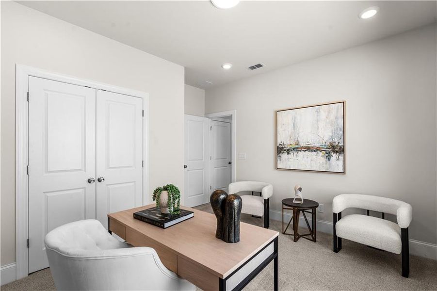 Furnished interior view inside a new home in Aberdeen, Hoschton (Image 15).