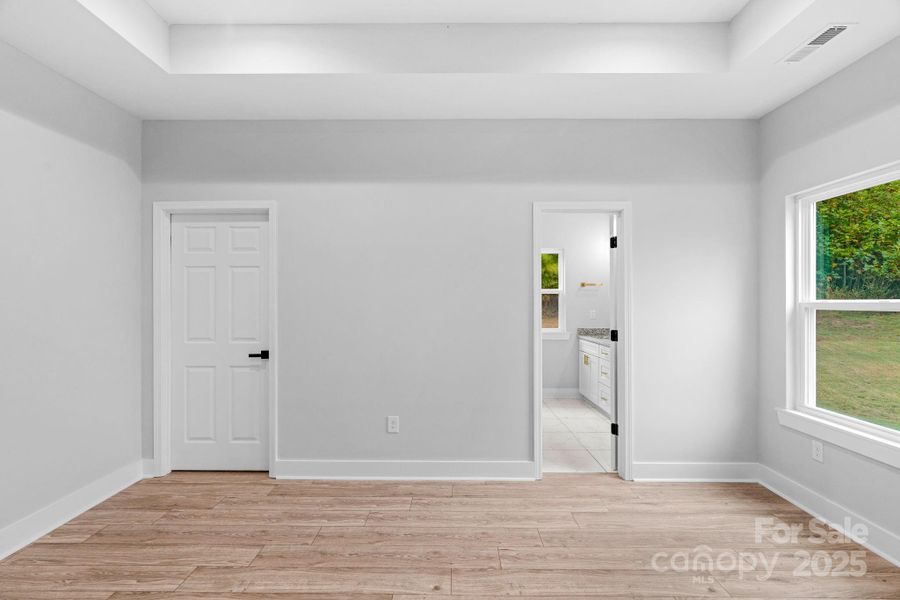 Entry into Primary Bath