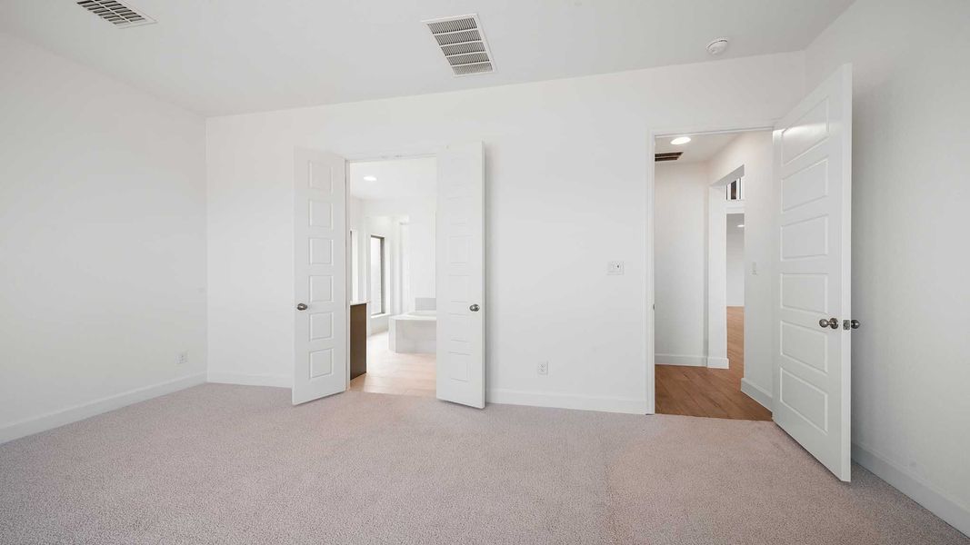 Spacious, unfurnished interior of a new home in Devonshire, Forney (Image 27). Spacious, unfurnished interior of a new home in Devonshire, Forney (Image 27).