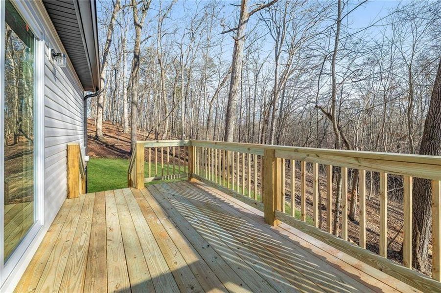 Exterior details and patio area of a home in , Gainesville (Image 16).