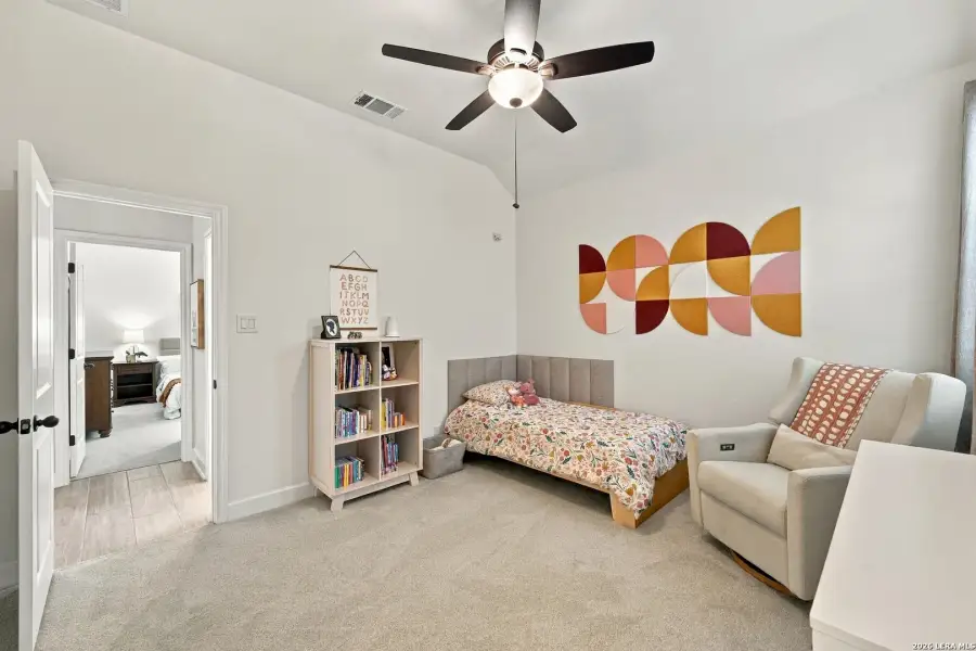 Furnished interior view inside a new home in Front Gate at Fair Oaks Ranch 70, Fair Oaks Ranch (Image 16). Furnished interior view inside a new home in Front Gate at Fair Oaks Ranch 70, Fair Oaks Ranch (Image 16).