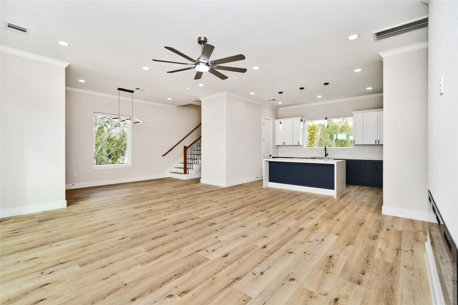 Spacious, unfurnished interior of a new home in , Houston (Image 36).