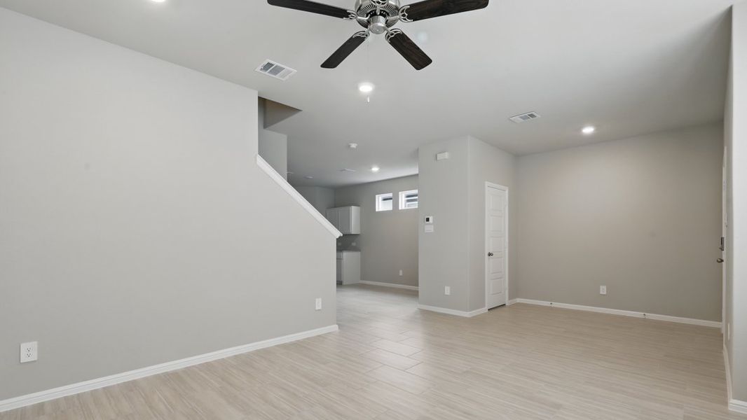 Spacious, unfurnished interior of a new home in Orchard Village, Fort Worth (Image 23).