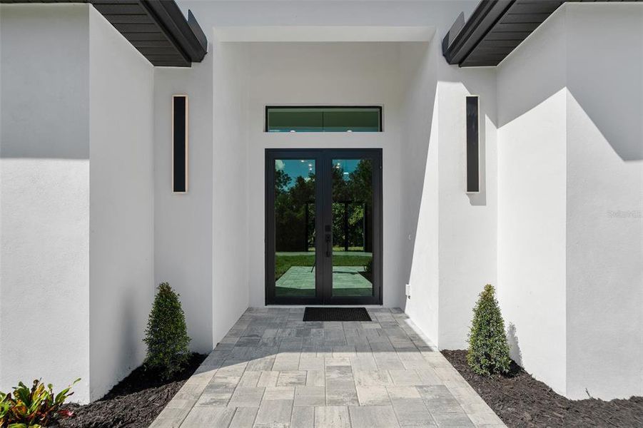 Exterior details and patio area of a home in , North Port (Image 2). Exterior details and patio area of a home in , North Port (Image 2).