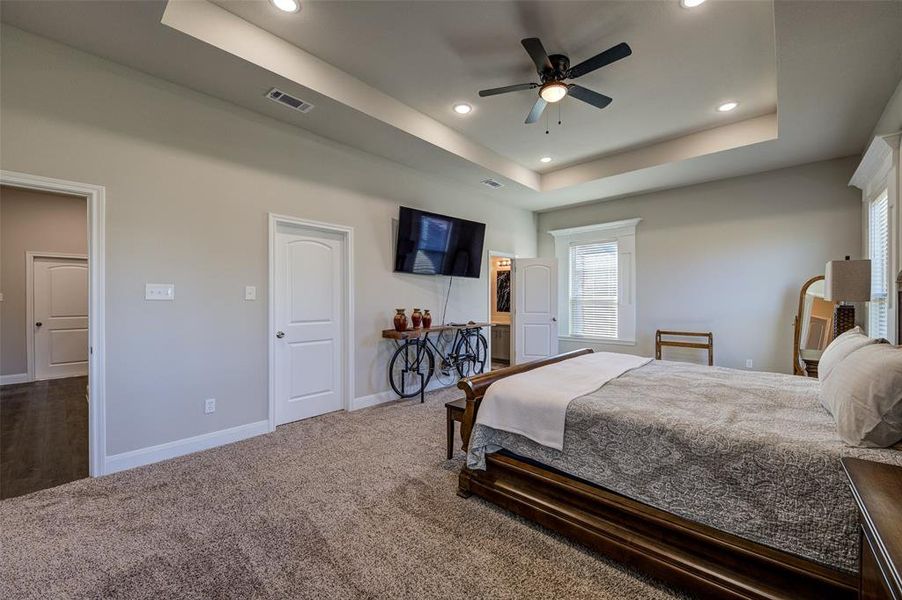 Furnished interior view inside a new home in , Bridgeport (Image 17).