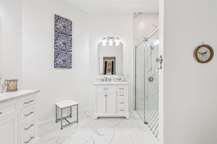 Furnished interior view inside a new home in , Wimberley (Image 13).