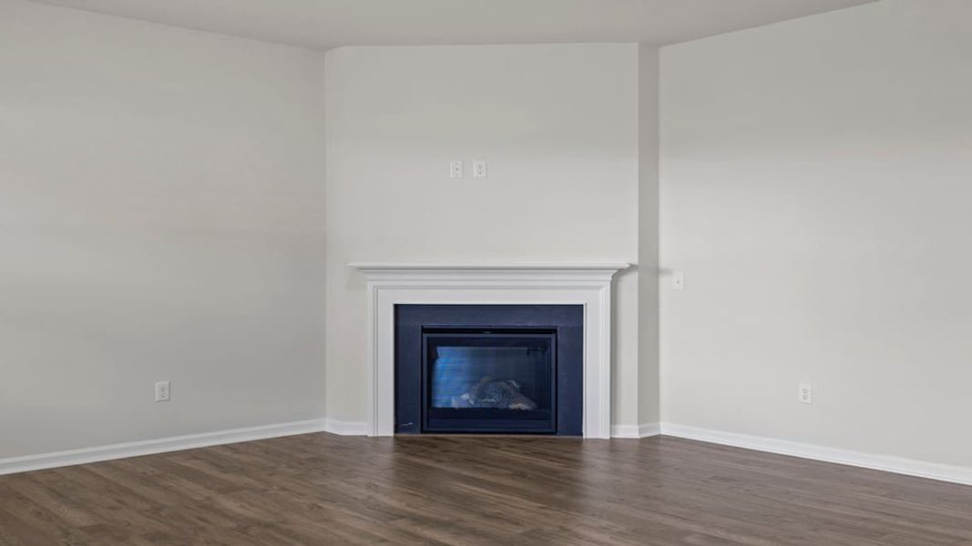 Spacious, unfurnished interior of a new home in Sherwood Gardens, Landrum (Image 26).